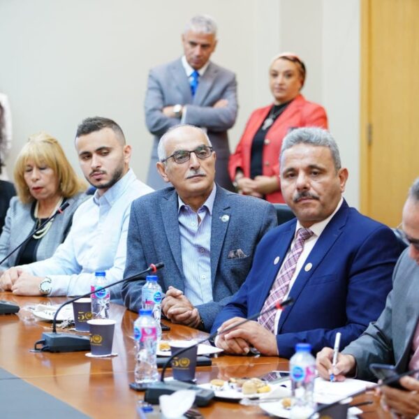 4FF60953 D586 41E7 A346 B901F60A9D41 600x600