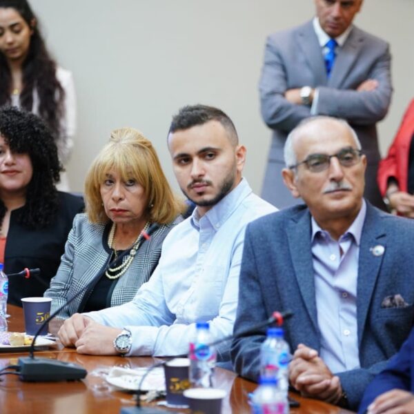 F4E6940F 56E0 419D B898 E13605BE2816 600x600